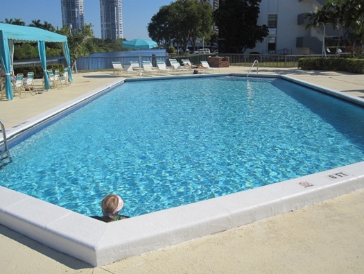 Swimming Pool Swimming Pool